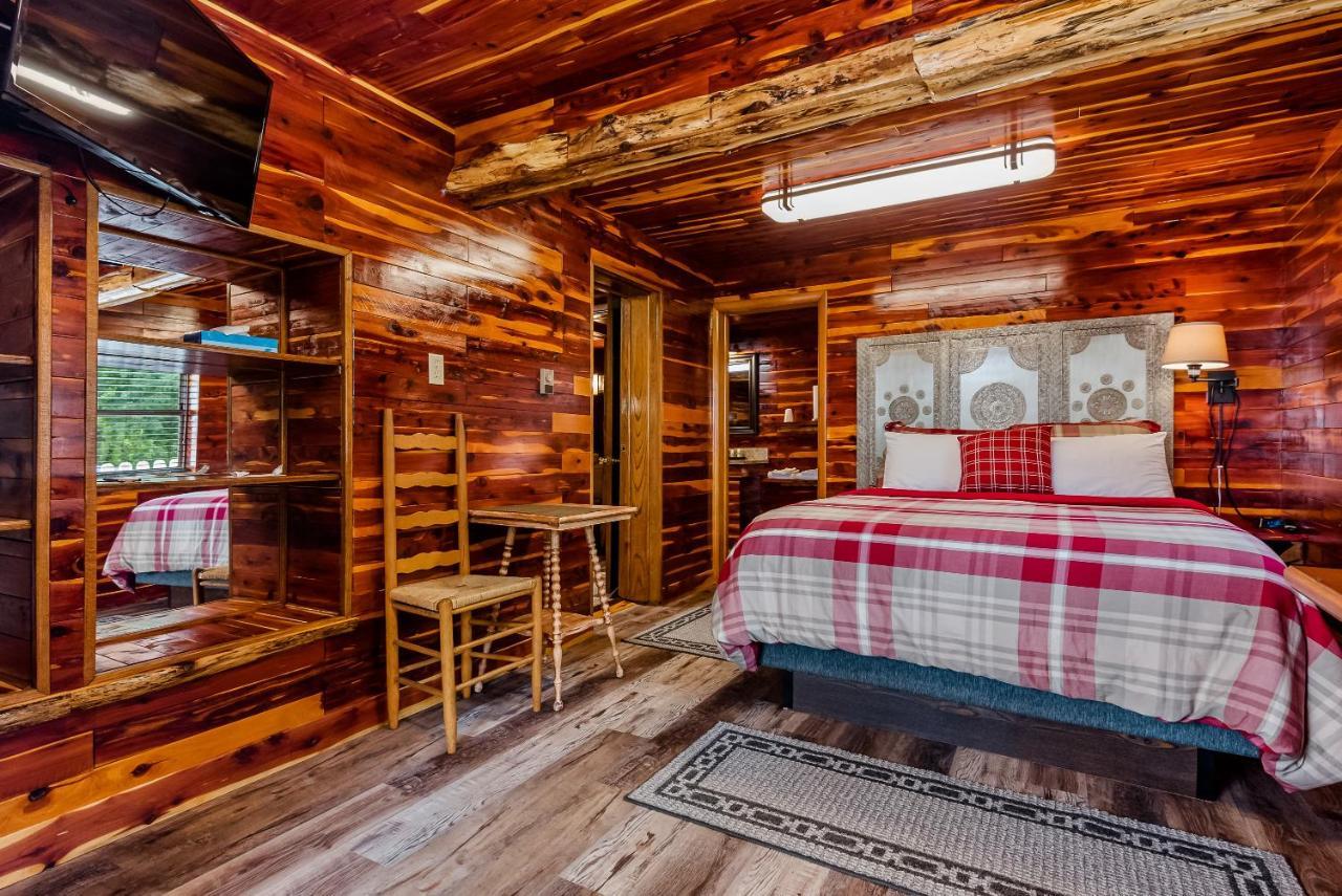 Log Cabin Inn Eureka Springs Exterior foto